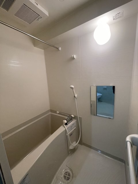 バス・シャワールーム　同物件別室です。