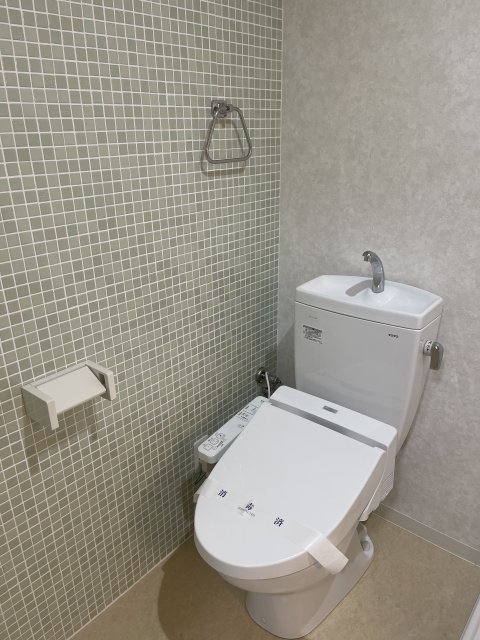 トイレ　同物件別室です。