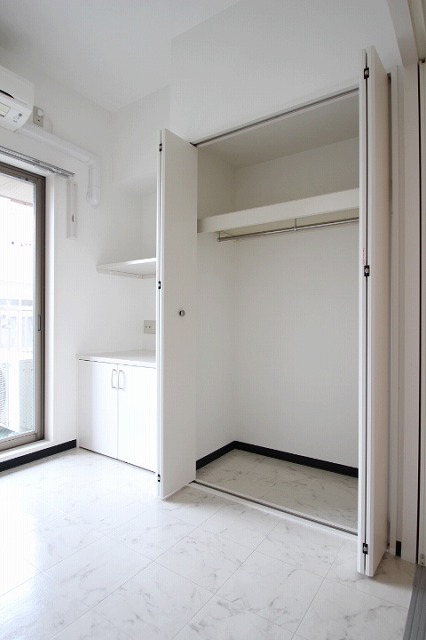 収納　同物件別号室のものです。