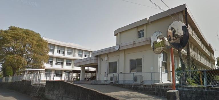 中学校　住吉中学校（中学校）まで3400m