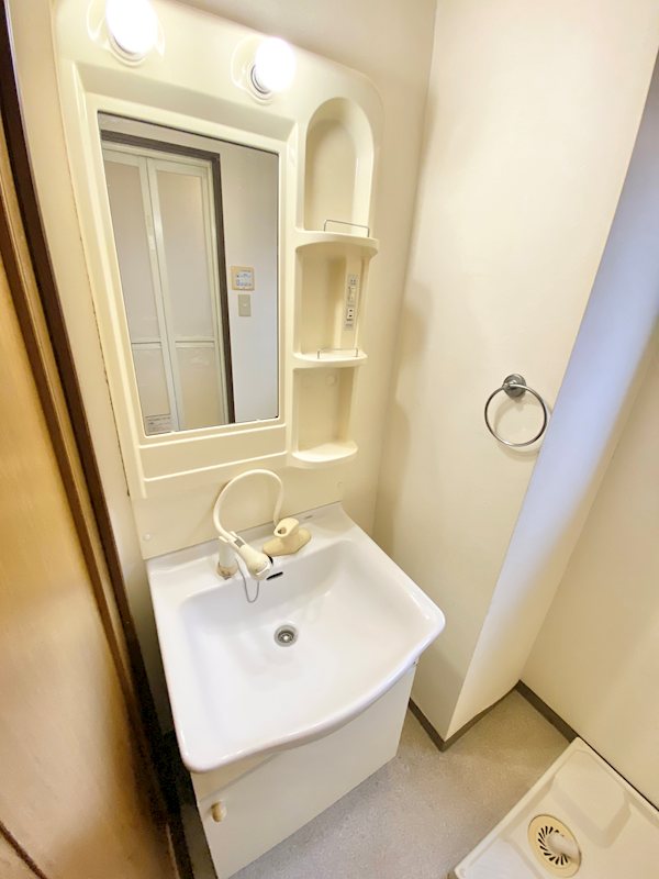 洗面設備　洗髪洗面化粧台