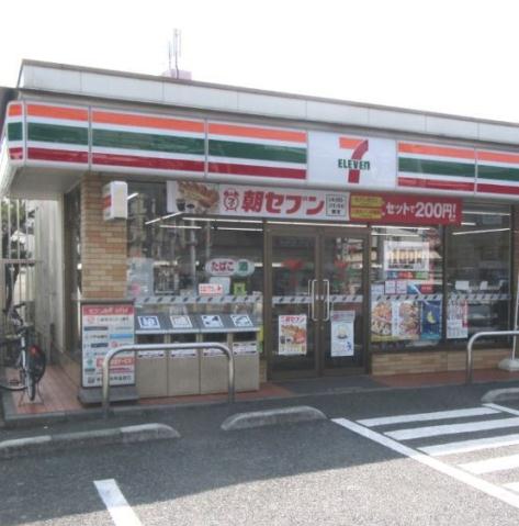 コンビニ　セブン－イレブン世田谷宮坂３丁目店（コンビニ）まで384m