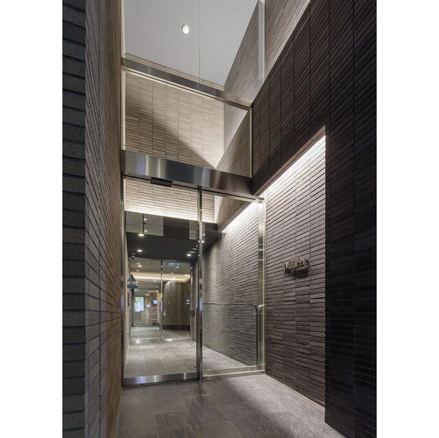 エントランス　清潔なエントランスです