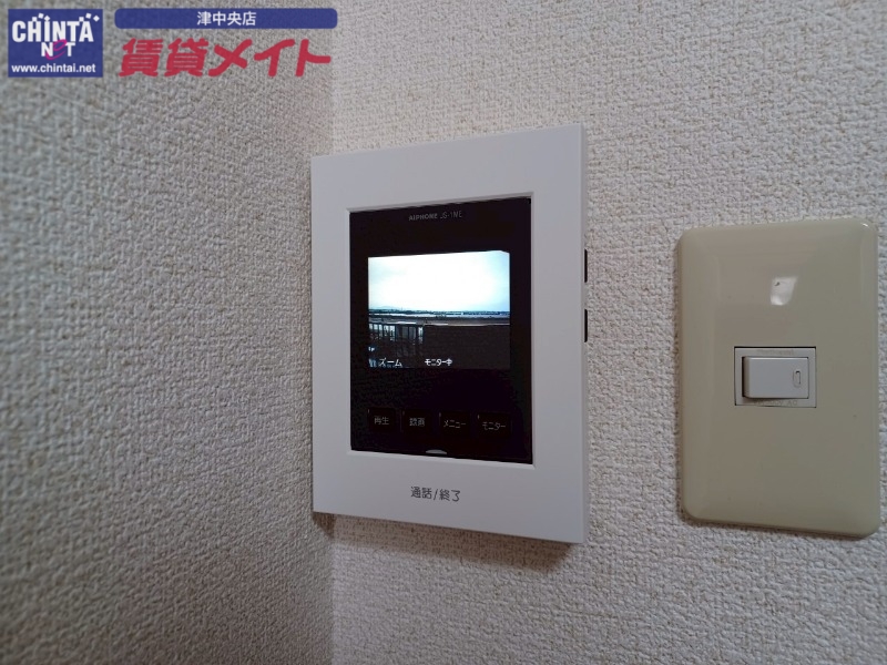 セキュリティ　同物件別部屋の写真