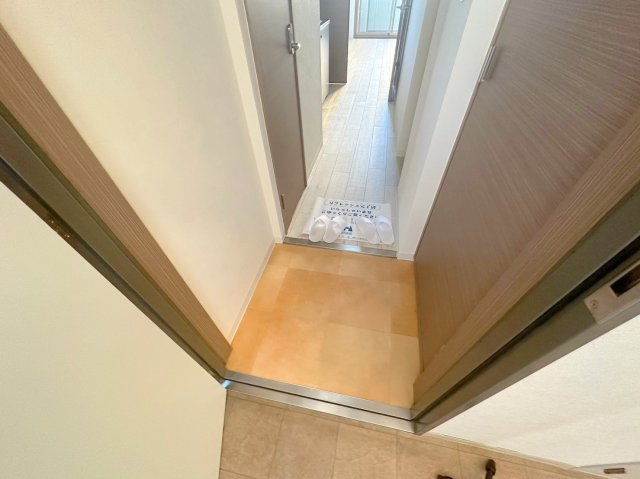 玄関　玄関が大きいと、とても解放感があります。