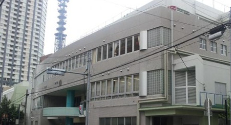 小学校　新宿区立牛込仲之小学校（小学校）まで144m