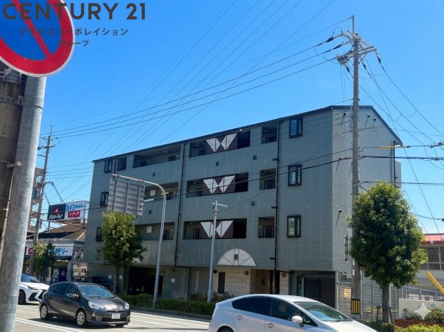 建物外観　コンビニ近隣にあり