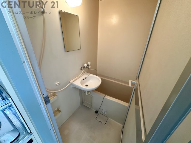 バス・シャワールーム　シンプルで機能的なユニットバスです！