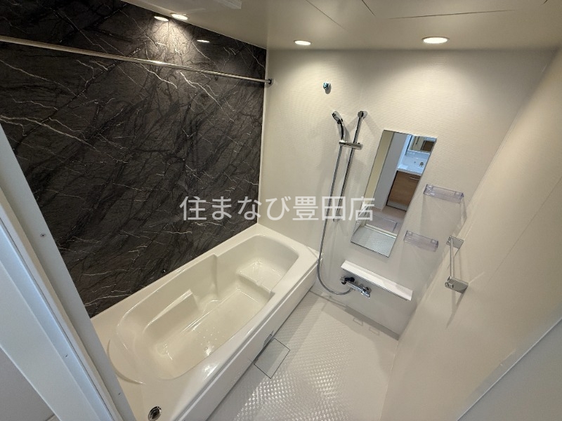 バス・シャワールーム　同型完成モデル