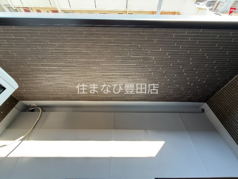 バルコニー　同型完成モデル