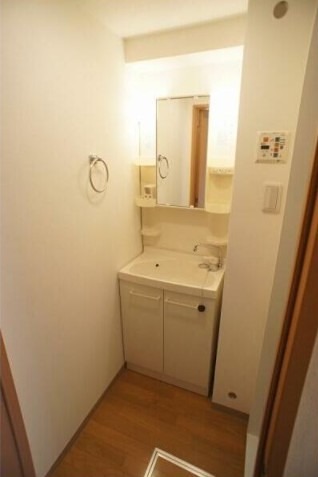 洗面設備　※同仕様写真