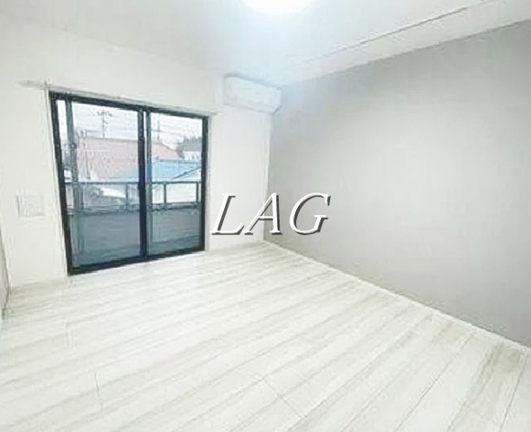 居室・リビング　洋室のお部屋です。（同仕様です。）