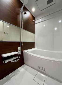 バス・シャワールーム　バス