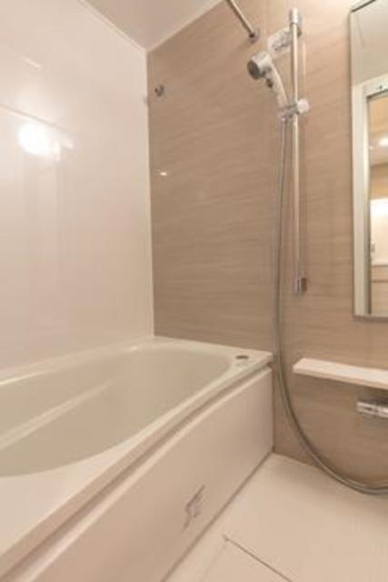 バス・シャワールーム　※写真は同タイプ住戸です。