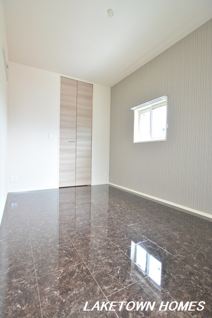 その他　４．３帖の洋室です。