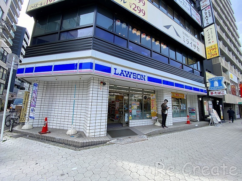 コンビニ　ローソン谷町三丁目西店（コンビニ）まで143m