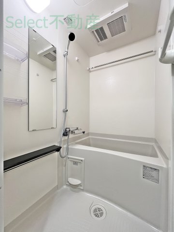 バス・シャワールーム　お風呂で日々の疲れを落としましょう