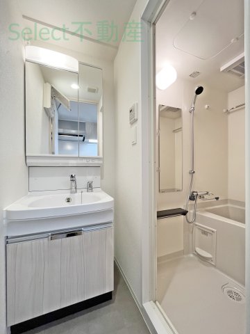 洗面設備　洗面所です