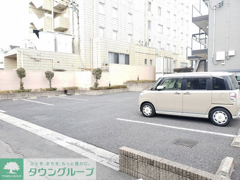 駐車場　駐車場