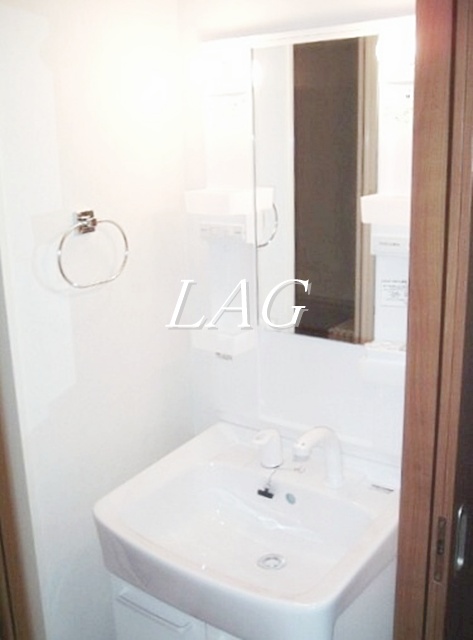 洗面設備　洗面台です。