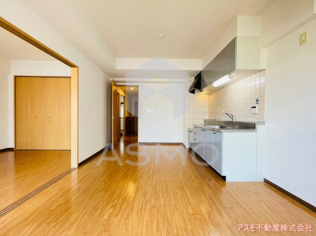 居室・リビング　同マンション別部屋　参考写真