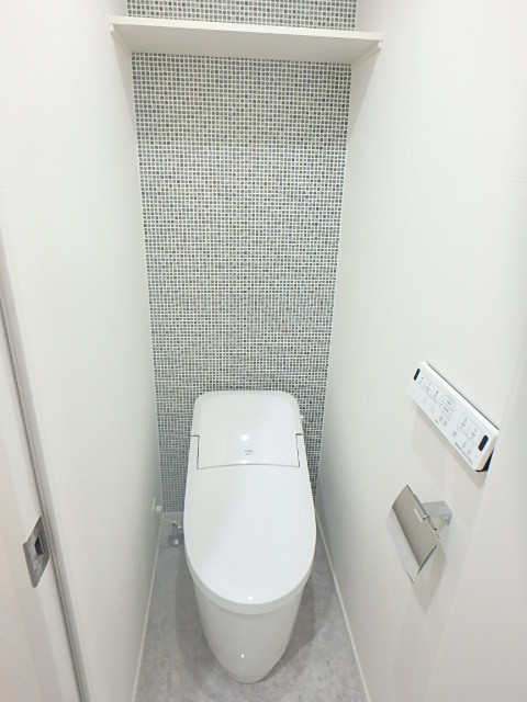 トイレ　別号室参考写真