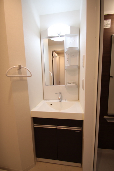 洗面設備　※他号室の写真です