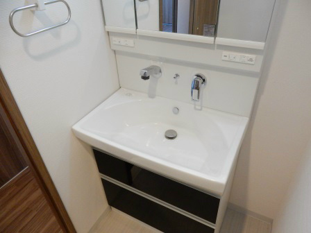 洗面設備　同仕様
