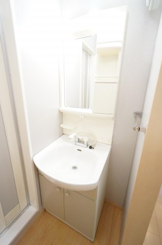洗面設備　※同物件・同タイプの写真です。