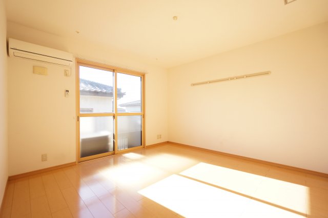 居室・リビング　※同物件・同タイプの写真です。