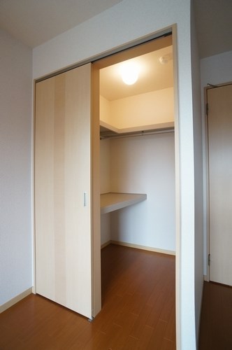 収納　クローゼット