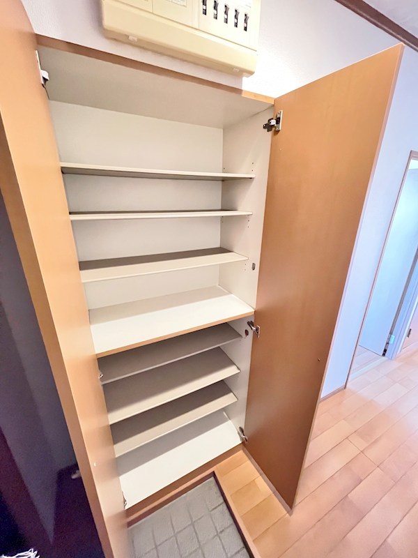 その他設備　※写真は反転、間取りは正位置、設備新旧・仕様変わる可能性があ