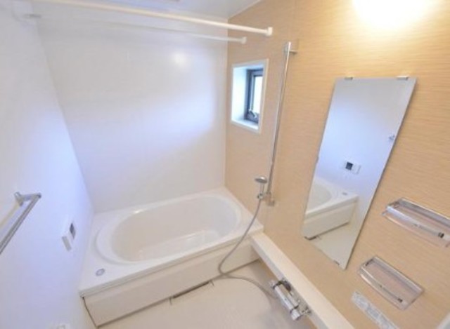 バス・シャワールーム　他部屋参考。