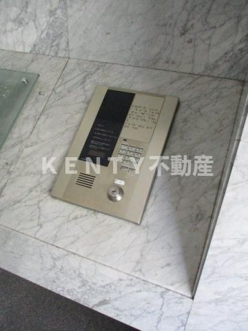 セキュリティ　ゆったりとした居間です