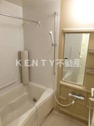 バス・シャワールーム　洗面所です