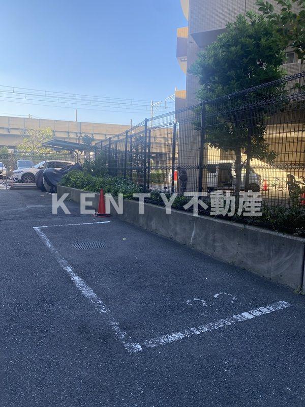 駐車場　建物の内部です