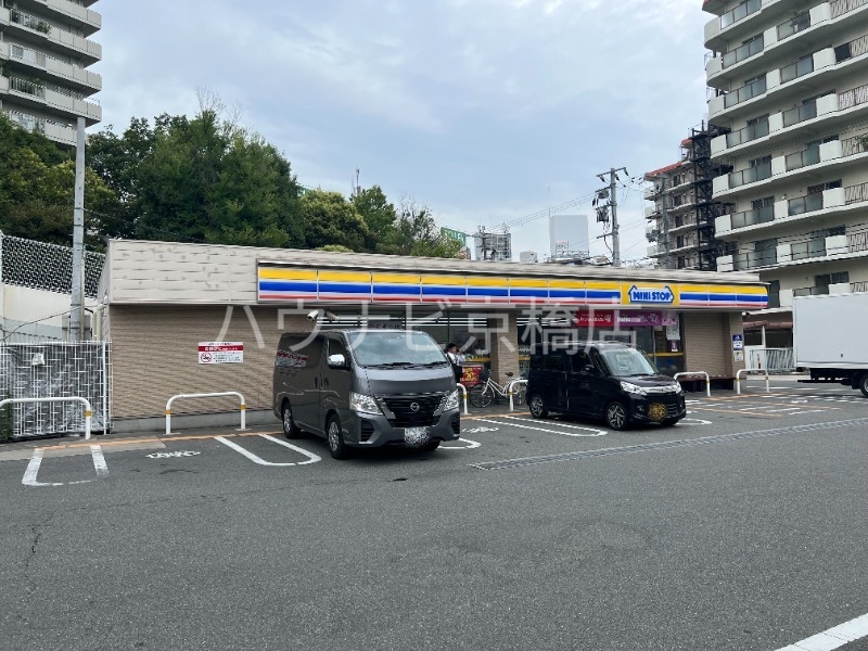 コンビニ　ミニストップ都島友渕町店（コンビニ）まで393m