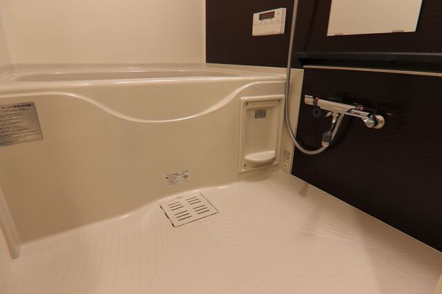 バス・シャワールーム　※別室の参考写真の為、現況優先です。