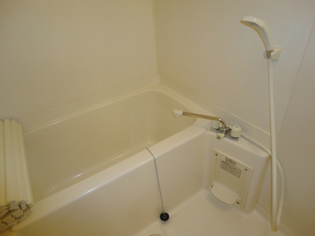 バス・シャワールーム　きれいなお風呂です