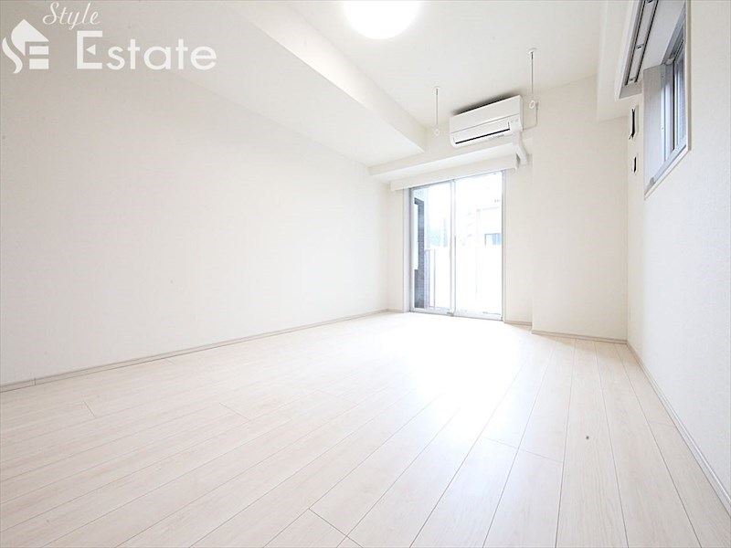 居室・リビング　内装