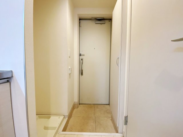 玄関　別号室の参考写真です。