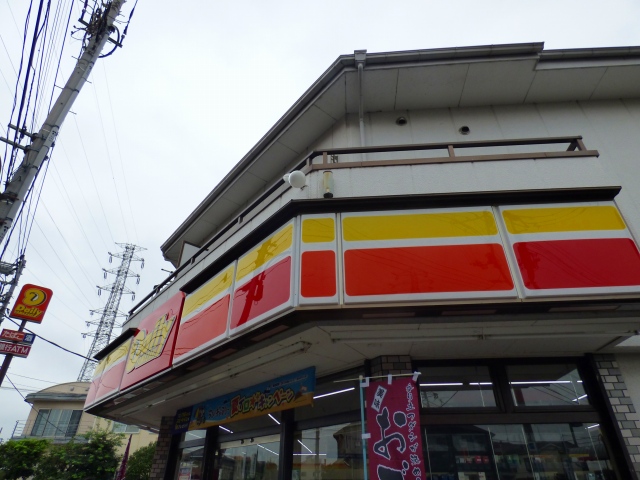 コンビニ　デイリーヤマザキ 多摩堤通り店（コンビニ）まで714m