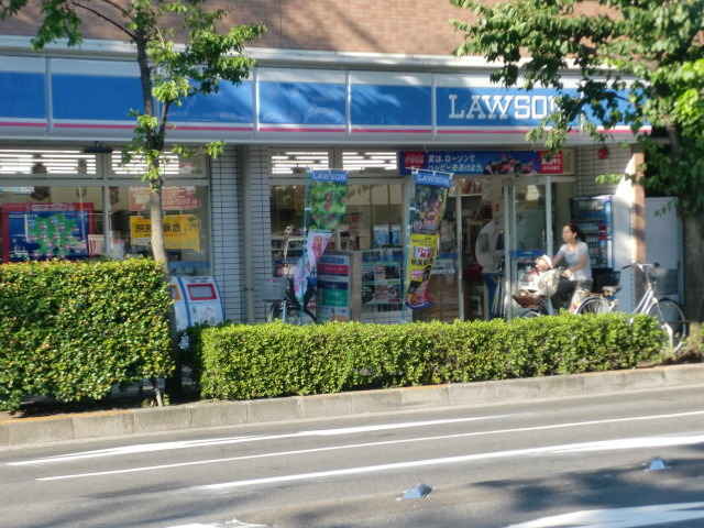 コンビニ　ローソン（コンビニ）まで850m