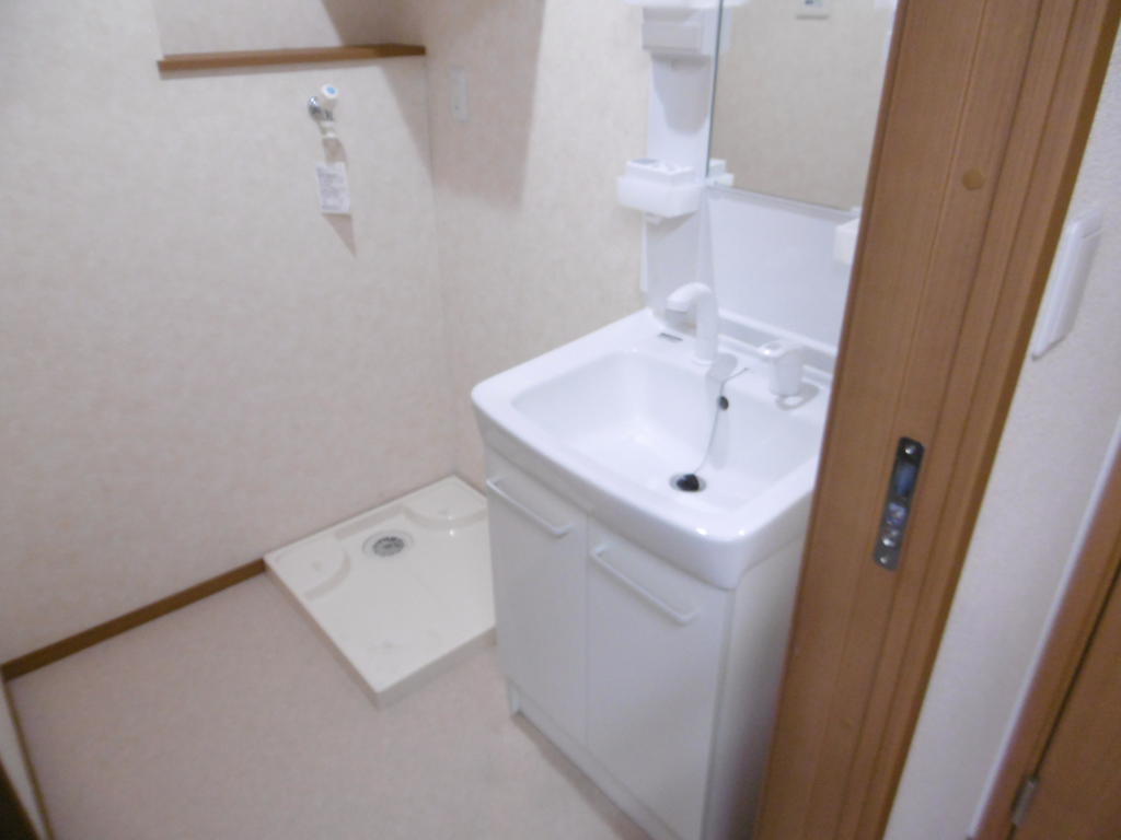 洗面設備　※内観写真・動画・パノラマは同施工会社同タイプ間取りのもの