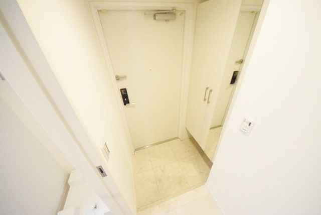 玄関　★★シューズボックスが魅力的★★