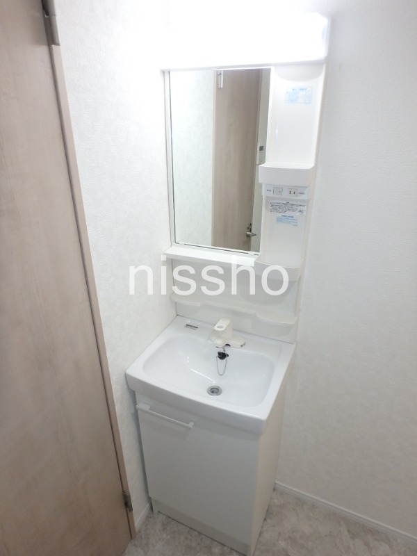 洗面設備　人気の独立洗面台！