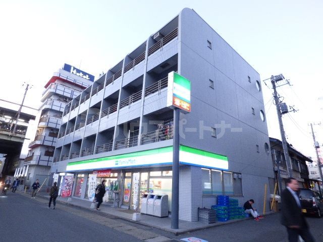 コンビニ　ファミリーマート/西船橋駅北口店（コンビニ）まで200m