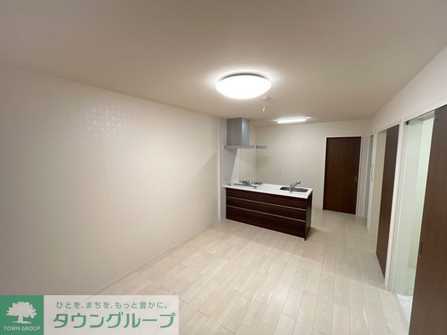 居室・リビング　★お問い合わせはタウンハウジング聖蹟桜ヶ丘店まで★