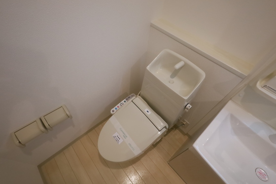 トイレ　※別部屋の写真です