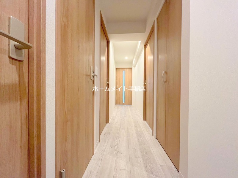 玄関　玄関スペース、シューズボックス付きです♪